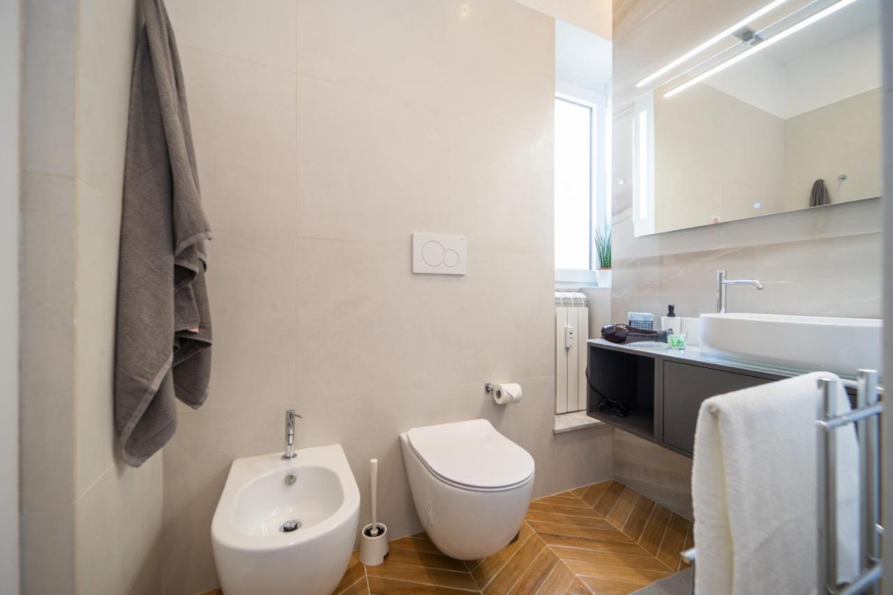 Colosseo Luxe Apartment In The Center Of Rome Exterior photo