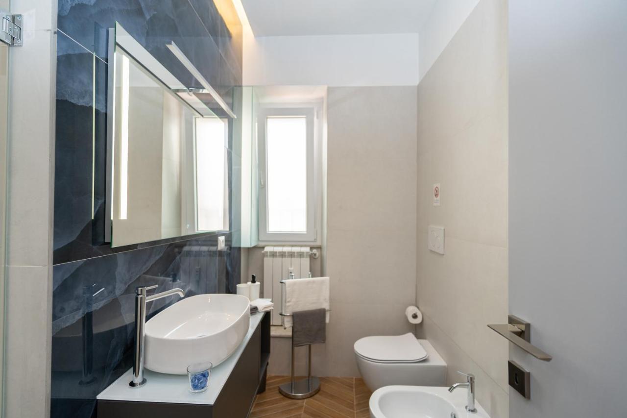 Colosseo Luxe Apartment In The Center Of Rome Exterior photo