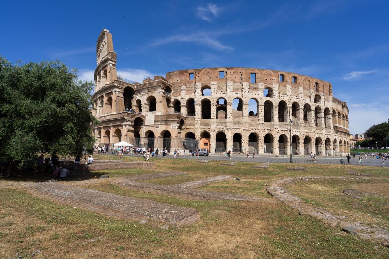 Colosseo Luxe Apartment In The Center Of Rome Exterior photo